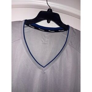 Fanatics‎ NBA XL V-Neck Short Sleeve T-Shirt Athletic Top Dallas/Orlando Colors